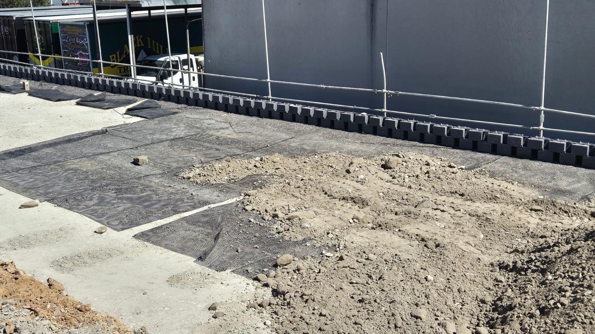 Uniaxial Geogrid Image 1